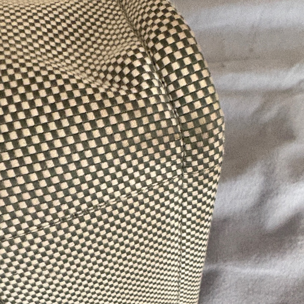 Lululemon Green and Cream Tote Bag. Big one. - Picture 3 of 5